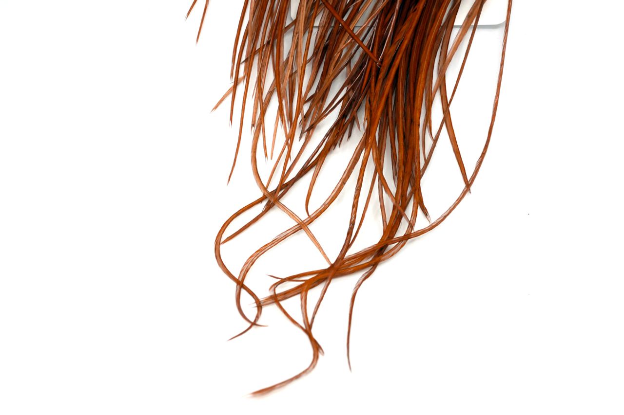 Kohoutí sedlový skalp Whiting Bronze 1/2 Saddle White dyed Brown