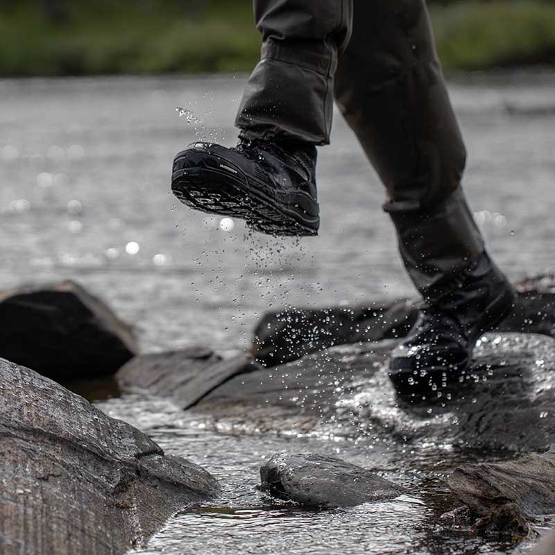 Brodící boty Vision Musta Michelin US 9 | EU 42 | UK 8