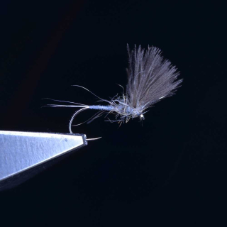 Suchá muška na ryby Dry Fly 06